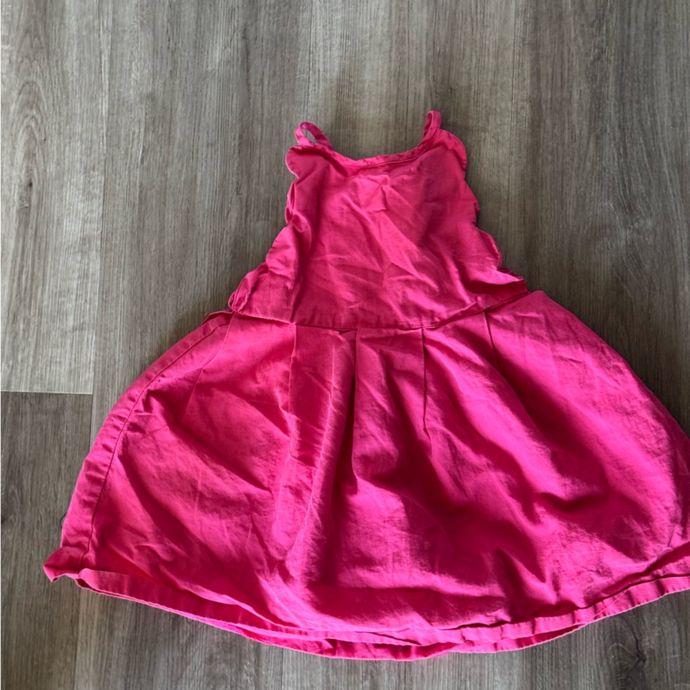Gorgeous simple dress